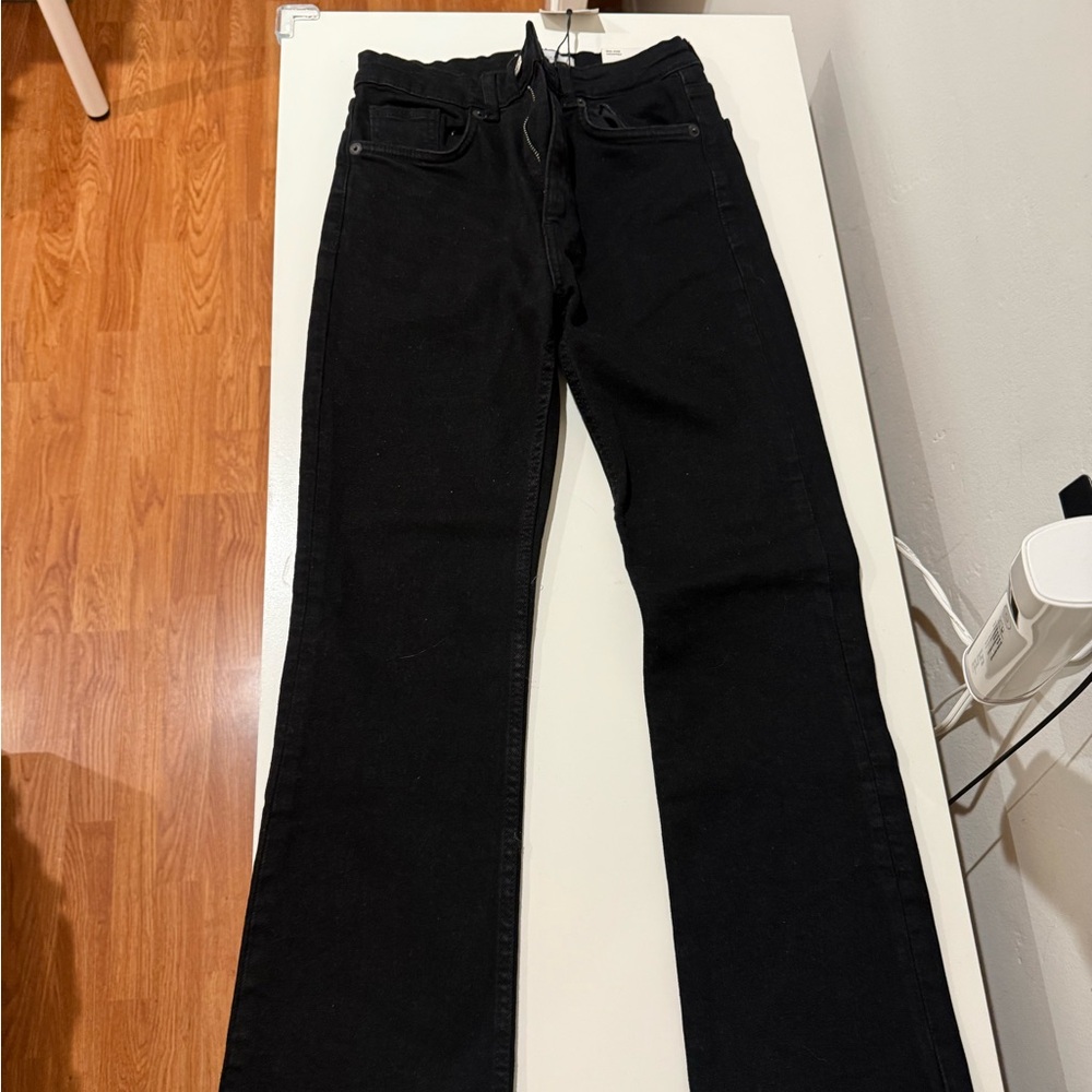 Zara Black Straight Leg Women's Jeans